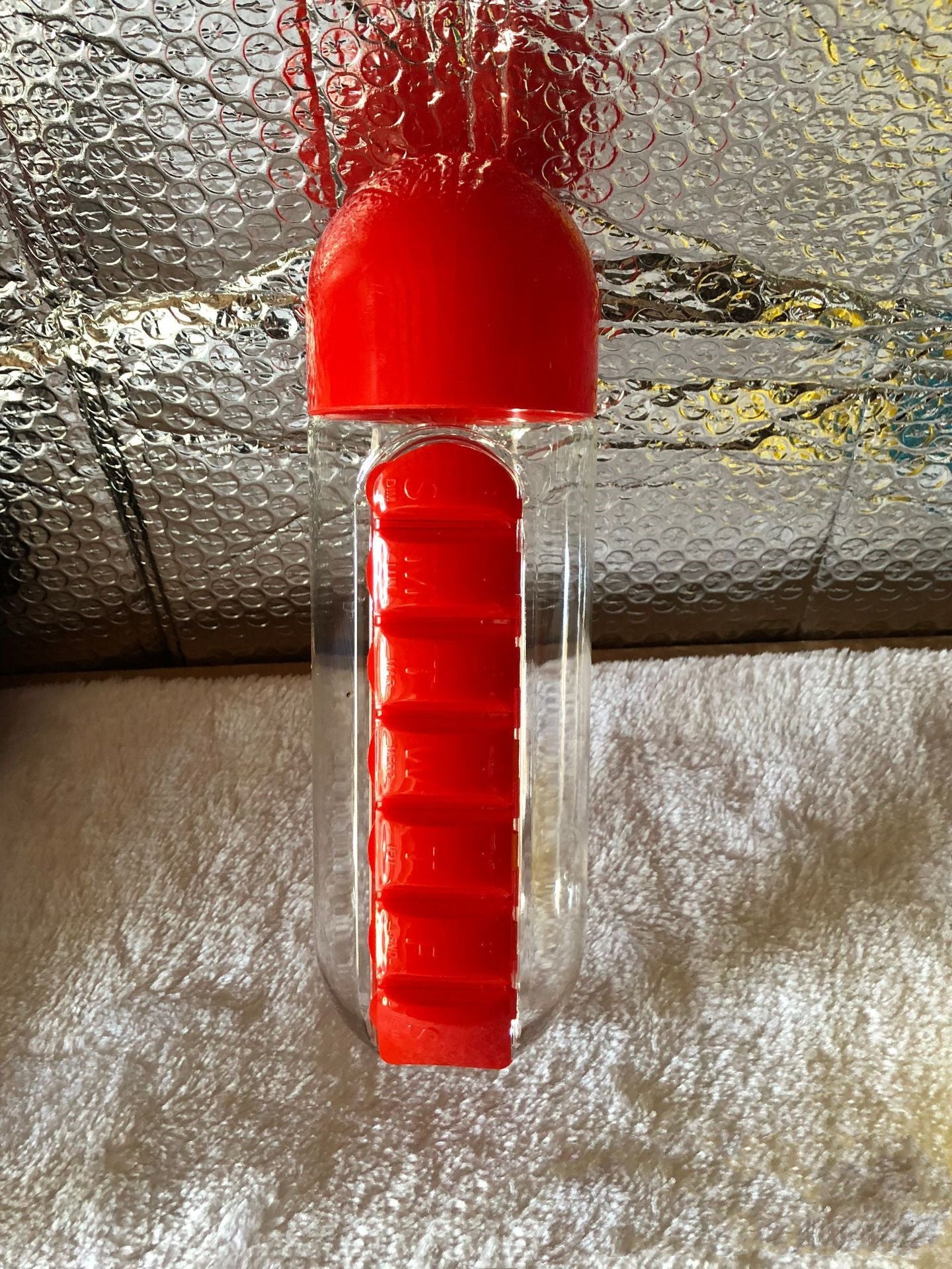 Premium Water Bottle with Pillbox Organizer