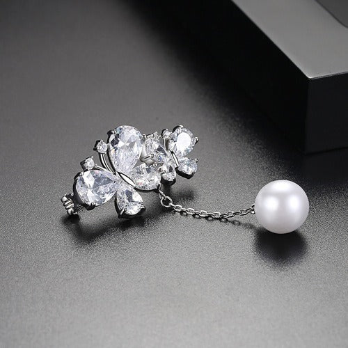 Zircon Butterfly Pin Fashion Korean Edition AAA Zircon Butterfly Design Pearl Women's Small Suit Accessories - Korvel