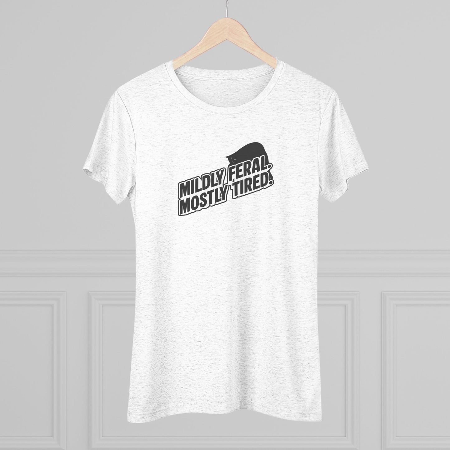 T-shirt slim fit chat légèrement sauvage et principalement fatigué