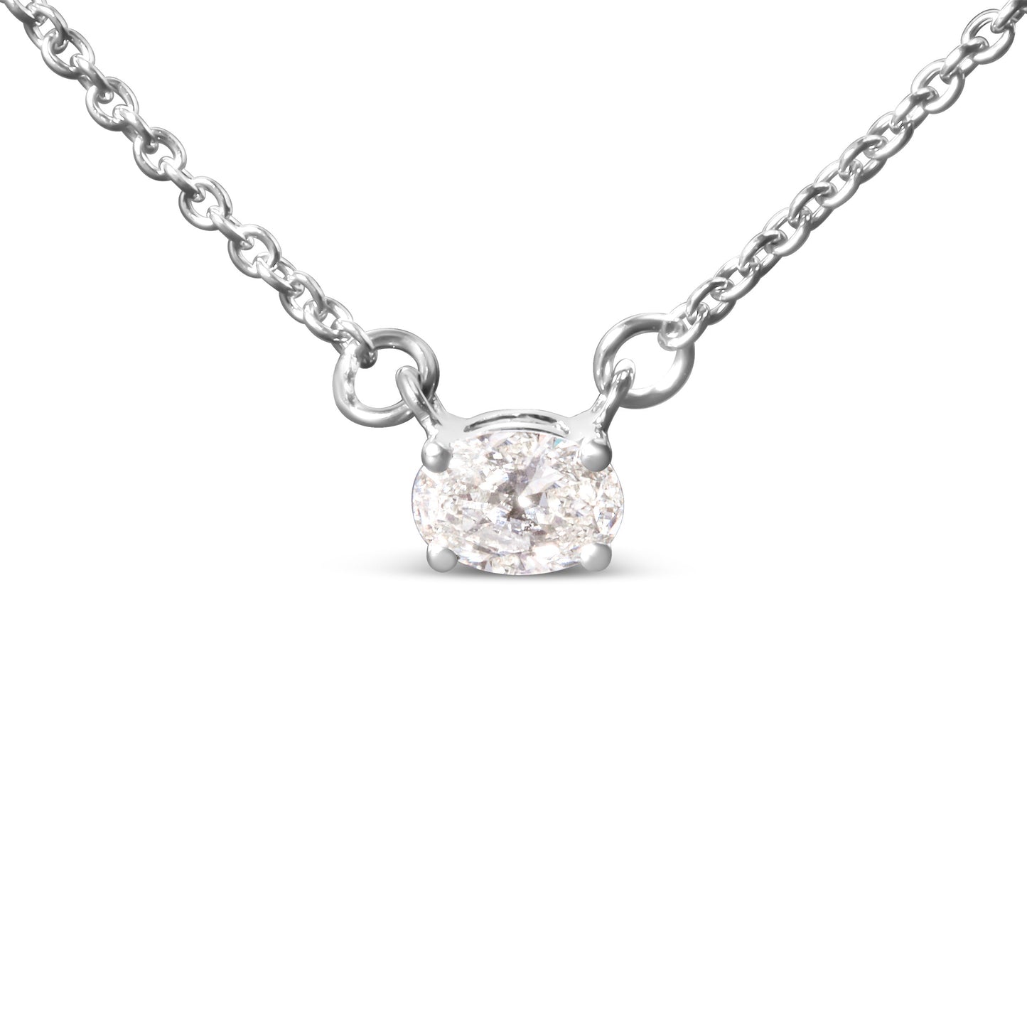 Collar de diamante ovalado cultivado en laboratorio de oro blanco de 14 quilates