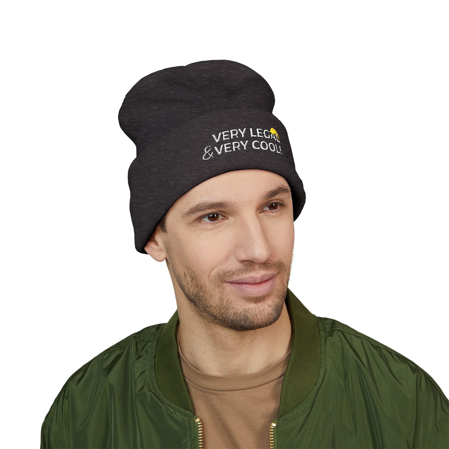 Bonnet tricoté brodé très légal et très cool