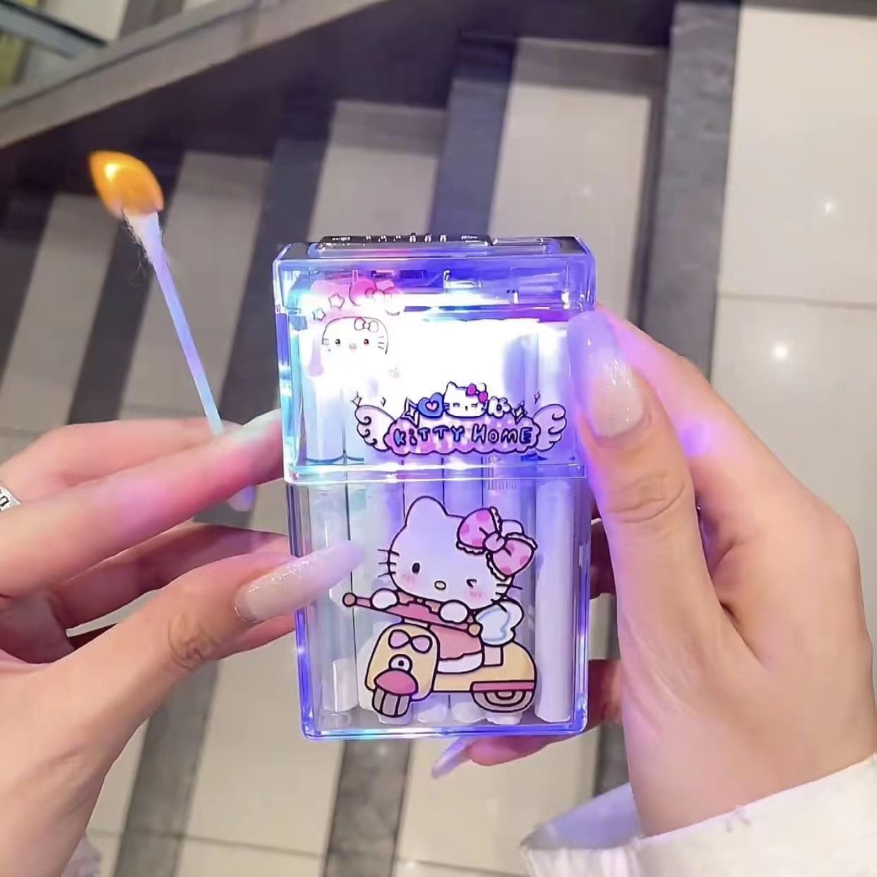 Pacha Dog Cartoon Sanrio Cigarette Box Charging Lighter Integrated Transparent Body Atmosphere Colorful Lights Cute Gift Object - Korvel