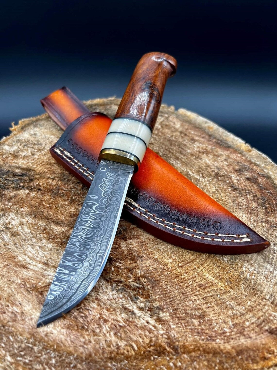 Exquisite Custom Damascus Steel Hunting Knife with Bone and Rosewood Handle - Korvel