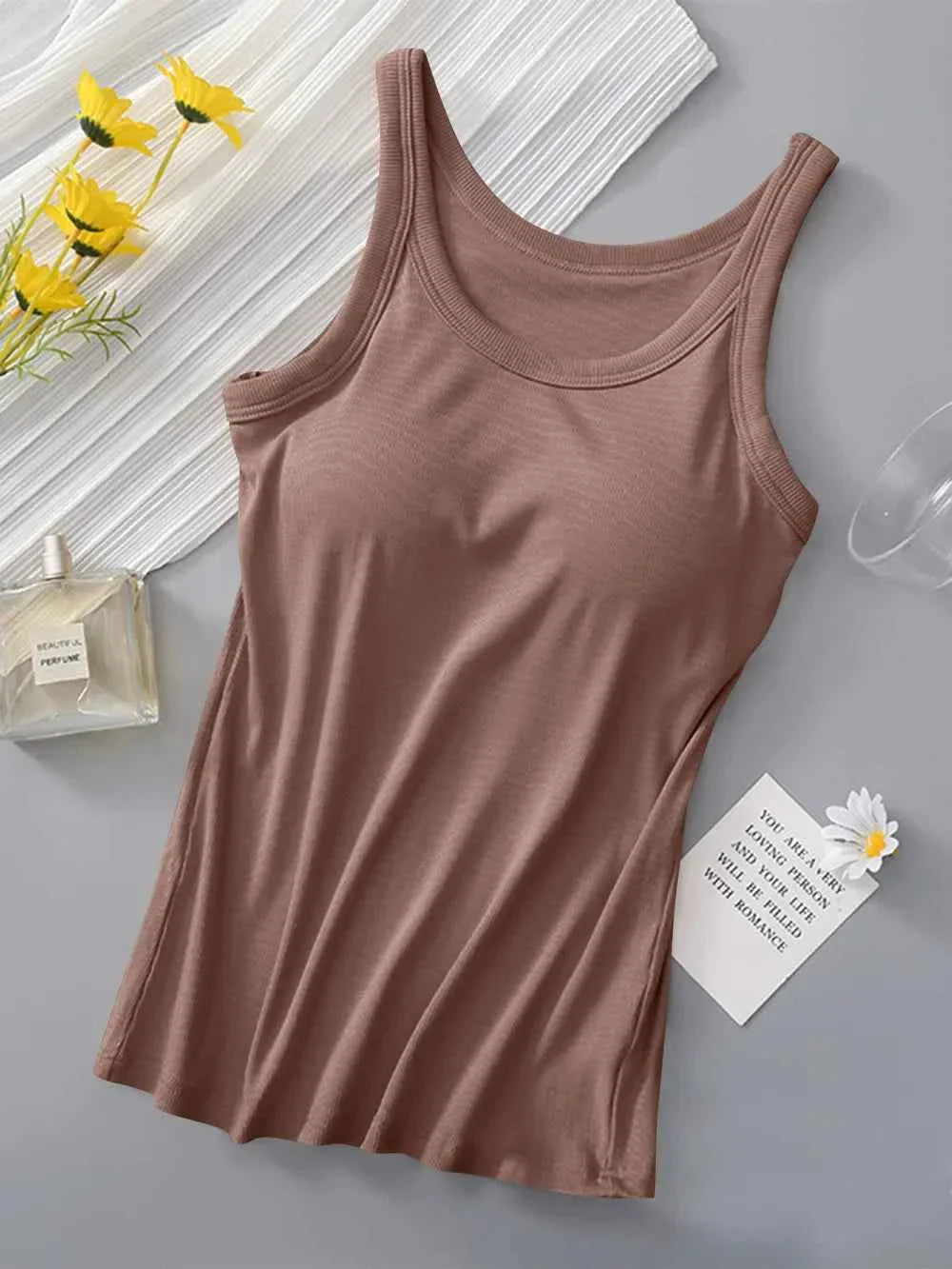 Camiseta Premium de Cuello Redondo con Soporte de Sujetador Integrado