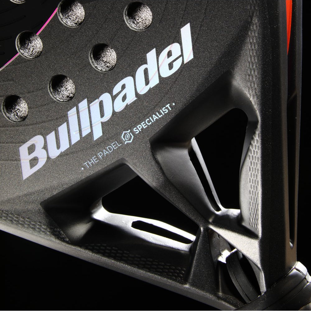 Bullpadel Hack 04 Comfort Padel Racket