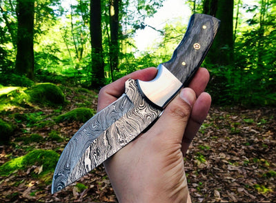 Shadowstalker – Exquisite Handmade Damascus Hunting Knife - Korvel