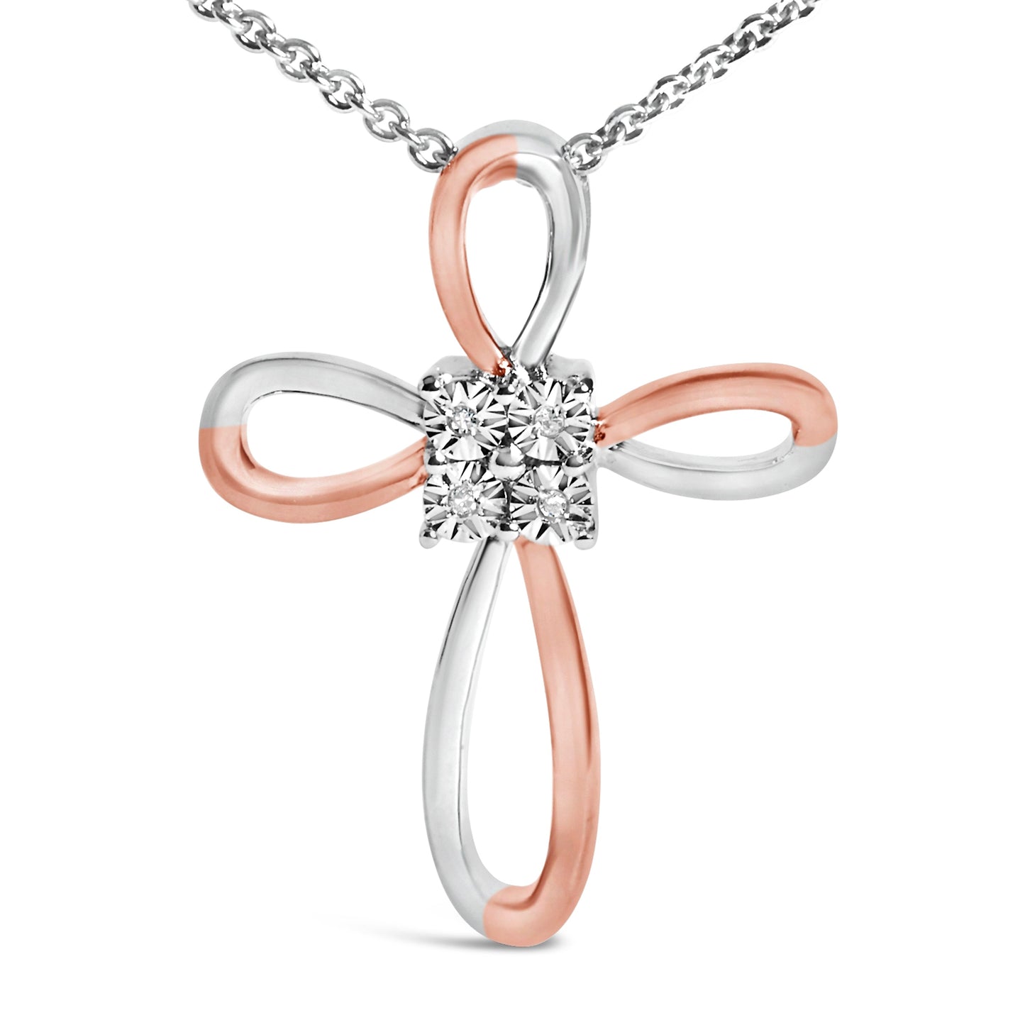 Collar con colgante de cruz de plata esterlina con acento de diamante chapado en oro rosa de 10K