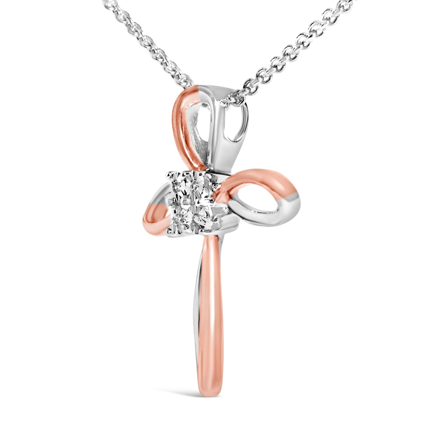 Collar con colgante de cruz de plata esterlina con acento de diamante chapado en oro rosa de 10K