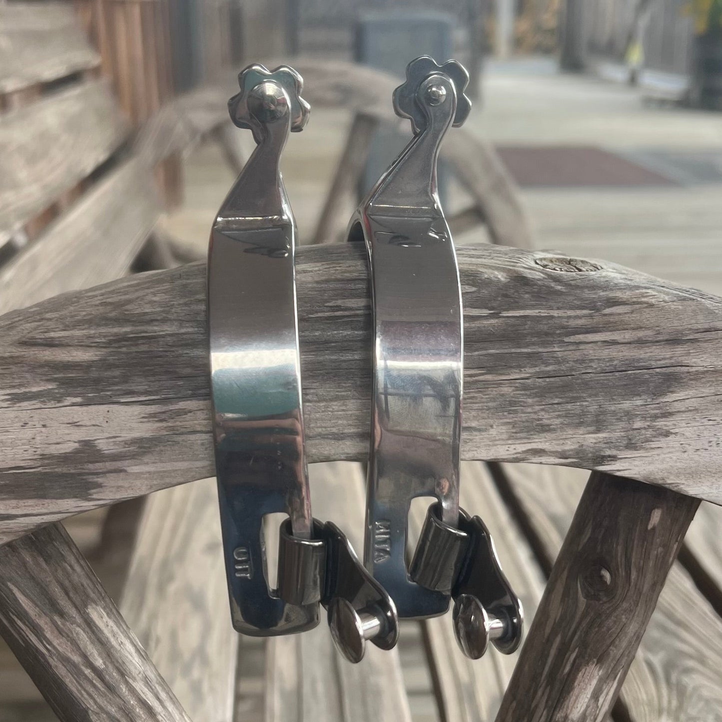 Premium Short Shank Roper Spurs for Equestrian Excellence - Korvel