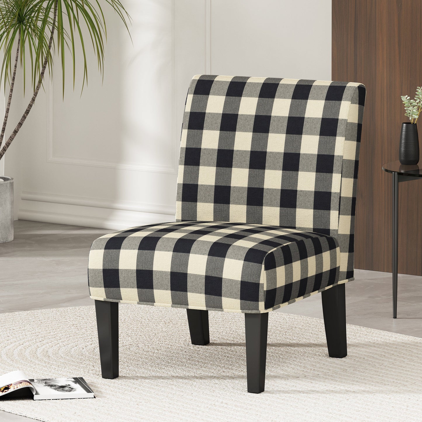 Chaise d'accent élégante pour intérieurs stylés