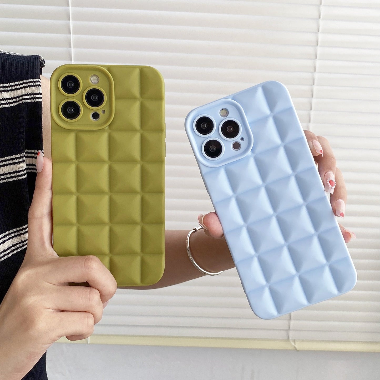 Premium Stereo Lattice Phone Cover for iPhone 14 Pro Max