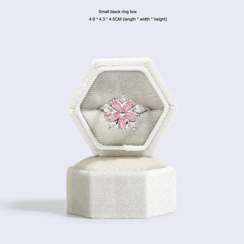 Boîte à bijoux en velours hexagonale élégante
