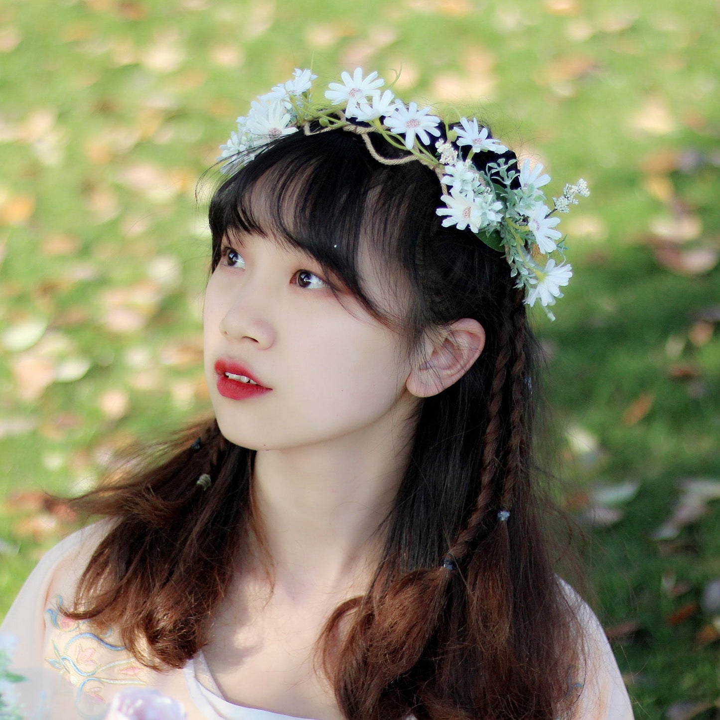 Fresh flower garland headwear hand woven fabric small daisy flower spring fairy outdoor hair accessory - Korvel