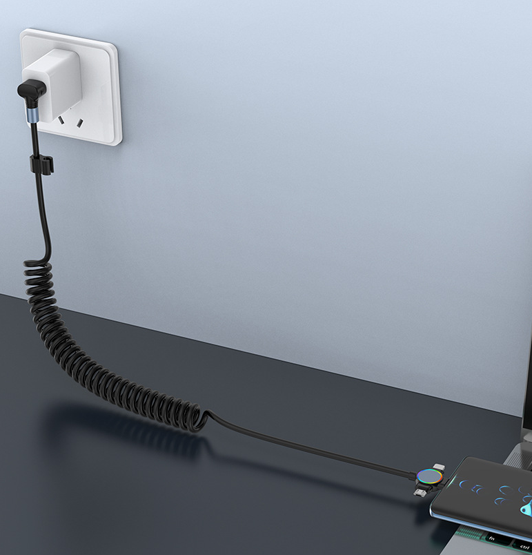 Câble de données USB rétractable trois en un pour charge rapide