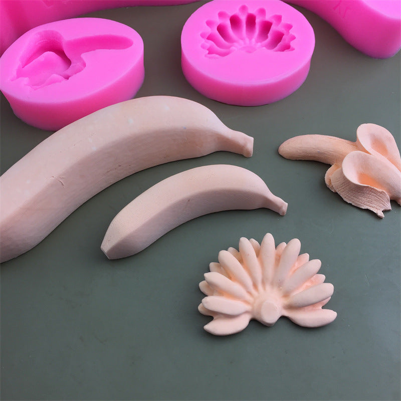 A 3D banana mousse cake with jelly pudding baked and decorated using silicone molds - Korvel