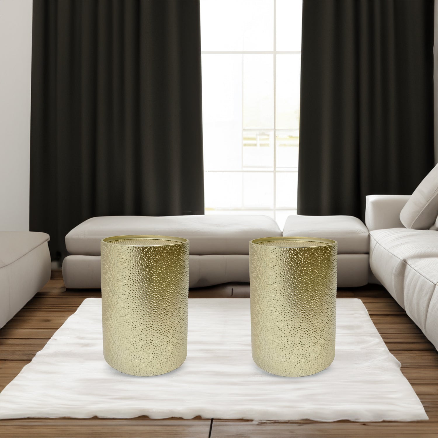 METAL SIDE TABLE - Korvel