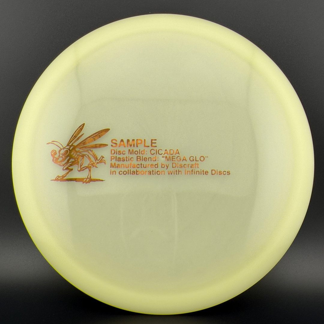 Mega Glo Cicada - Disque de Disc Golf Premium