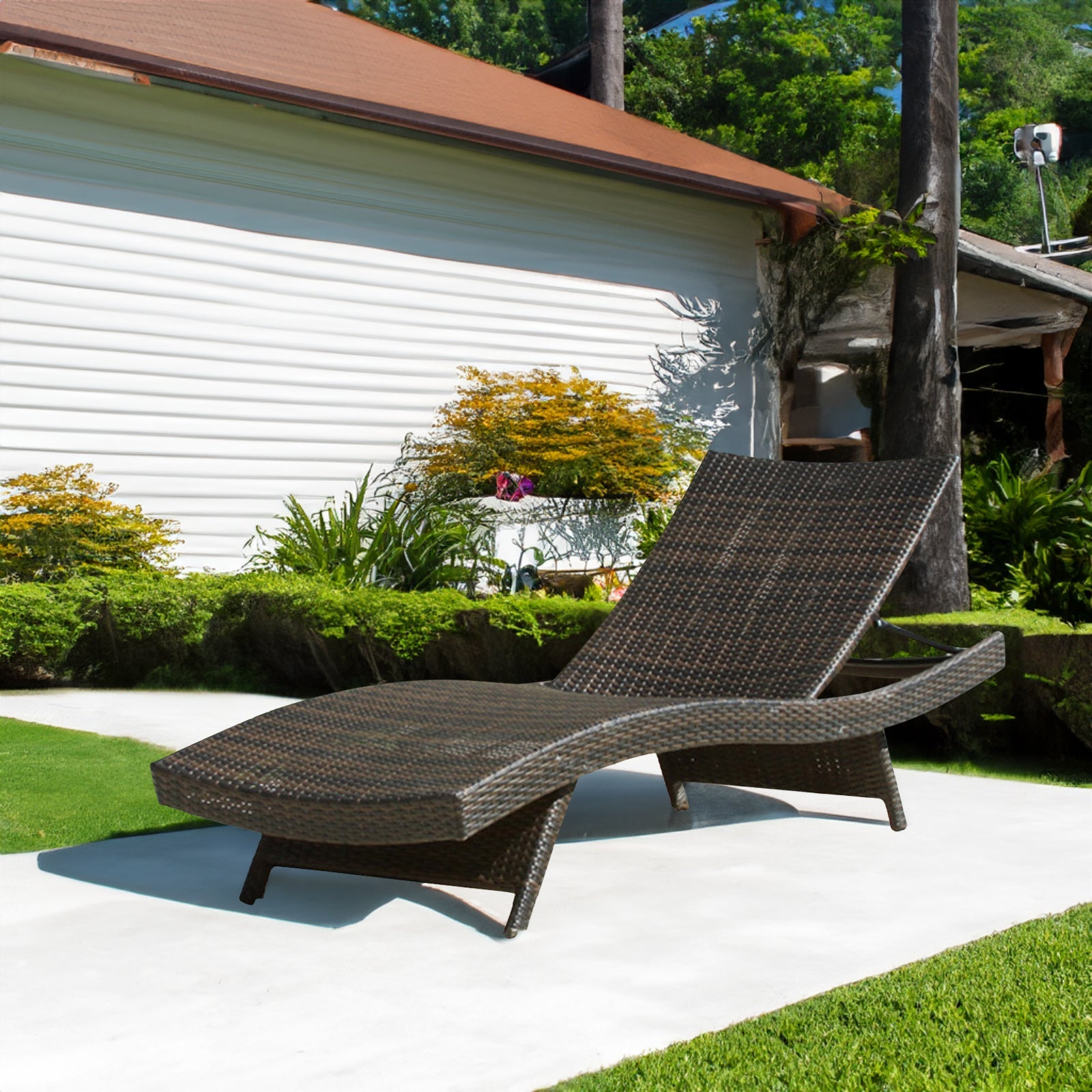 SALEM PE WICKER CHAISE LOUNGE - Korvel