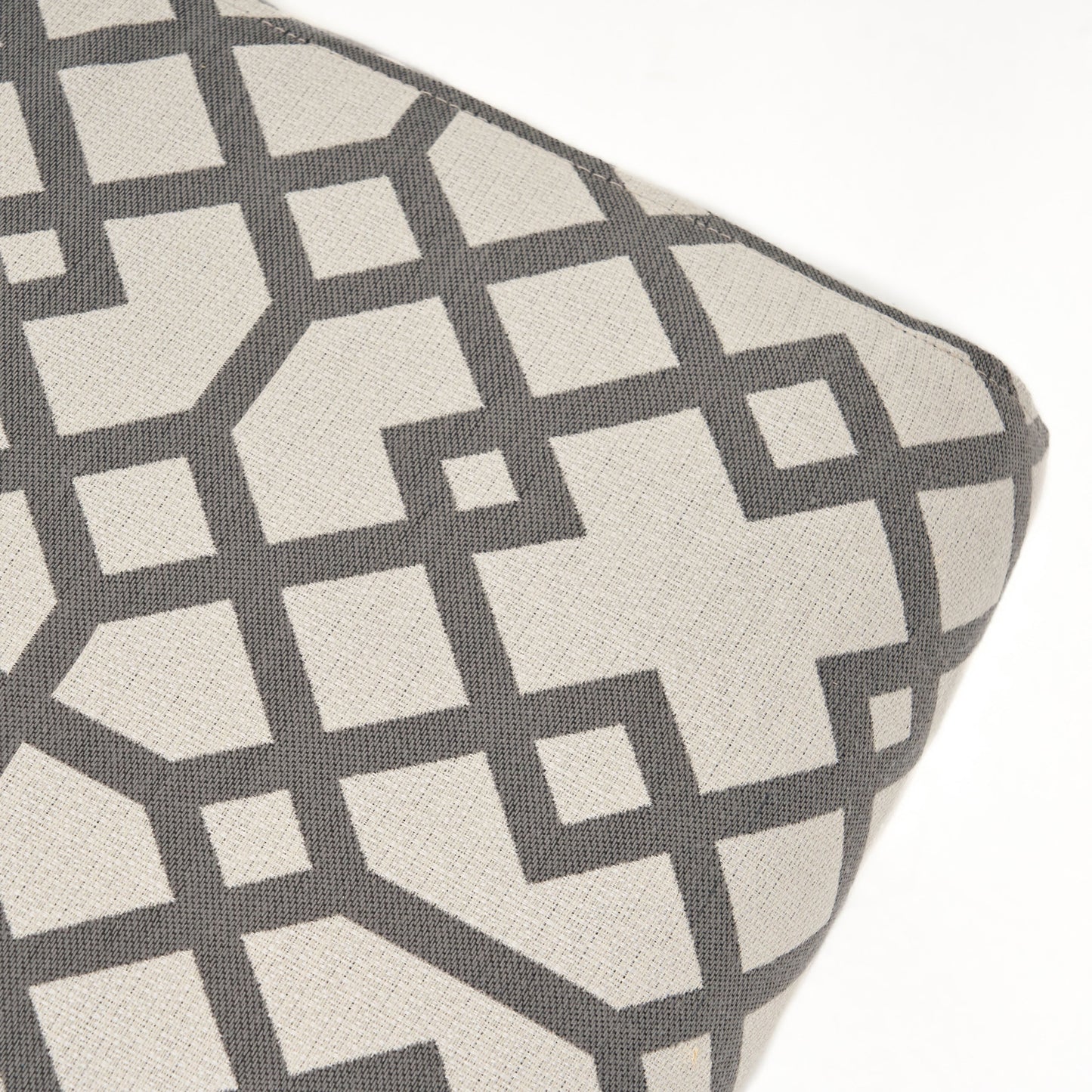 ACCENT CHAIR - Korvel