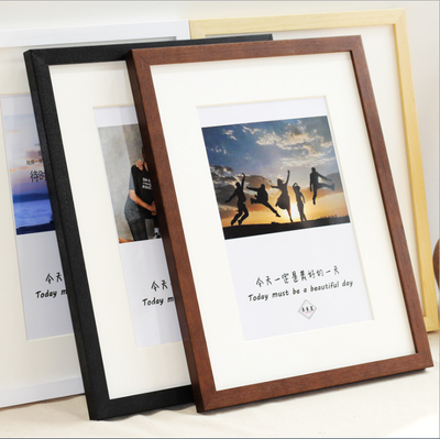 Cadre photo en bois massif personnalisé pour vos photos chéries
