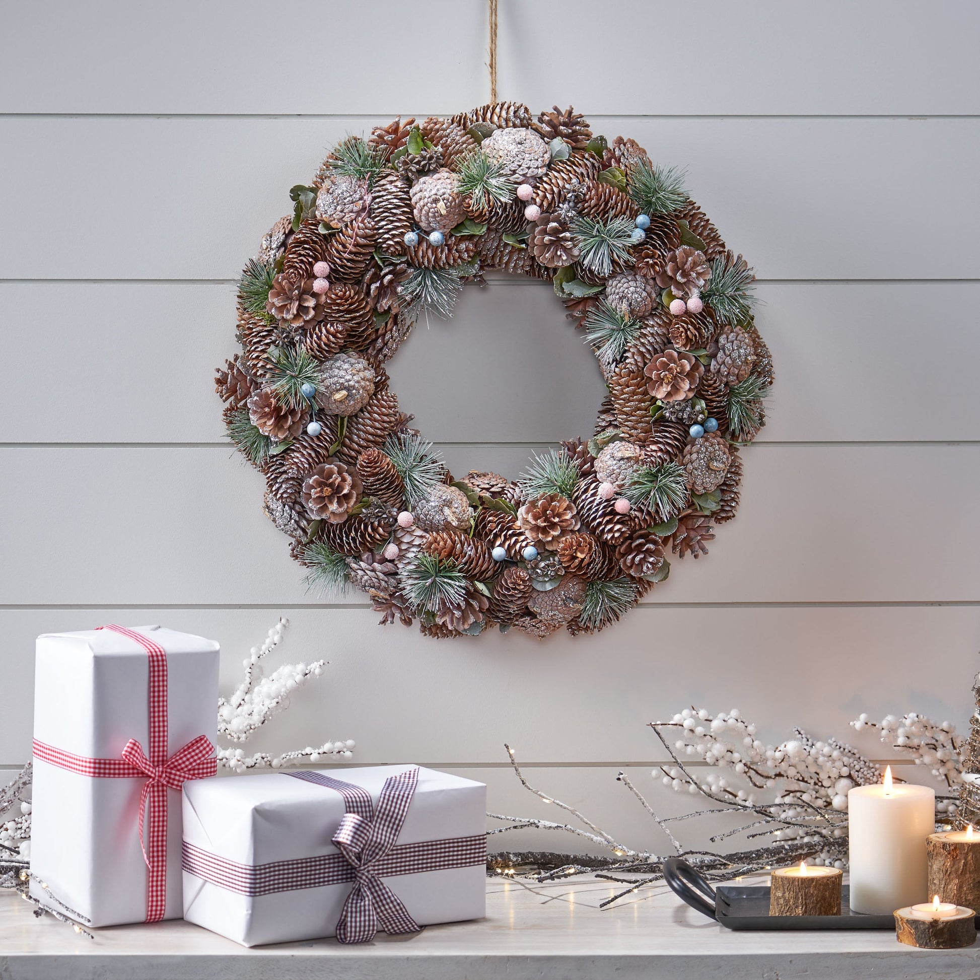 18.5'' PINE CONE WREATH - Korvel