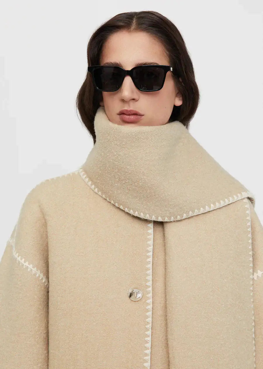 Dejavu Skarf Jacket - Stylish and Versatile Outerwear