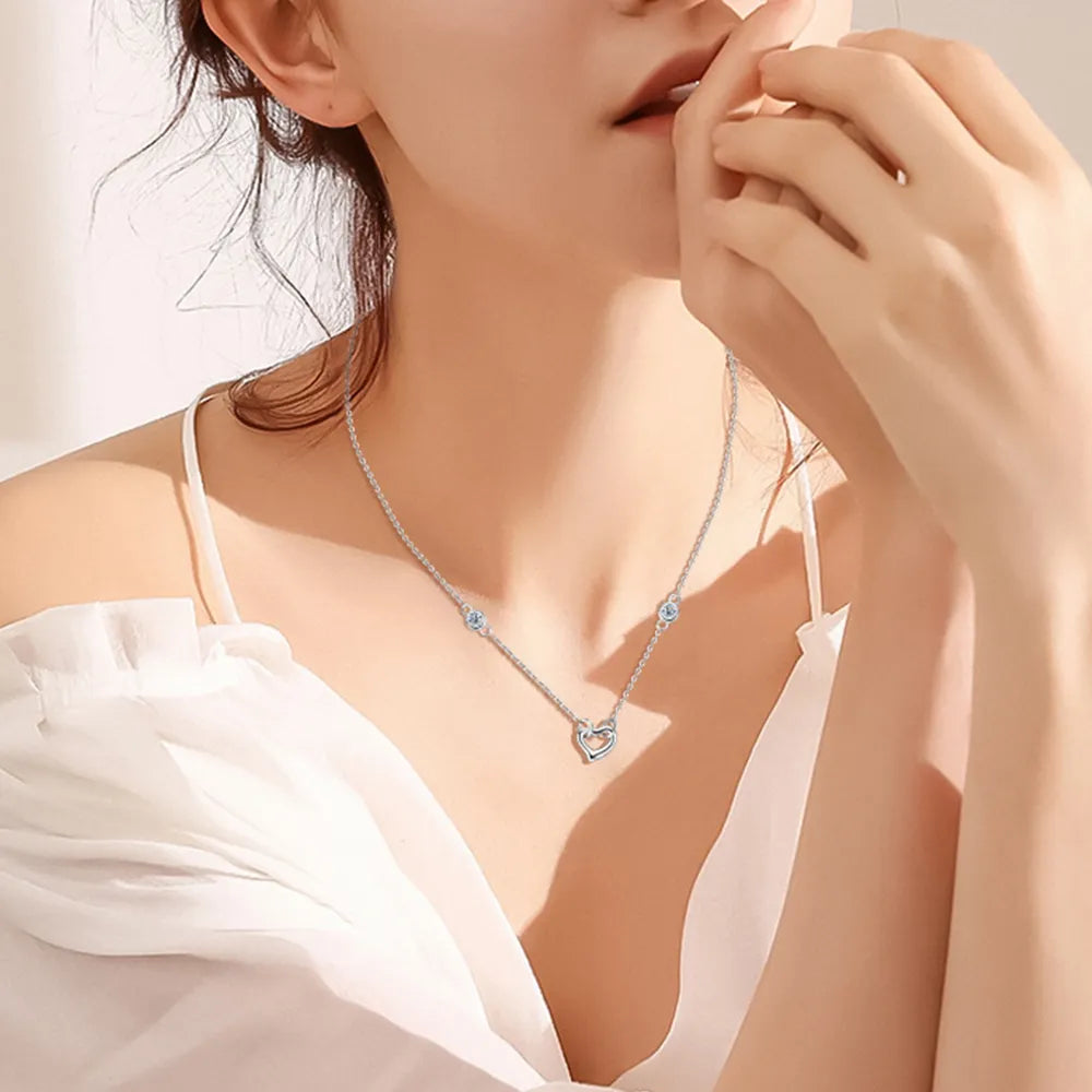 Collar de Corazón de Moissanita en Plata de Ley 925