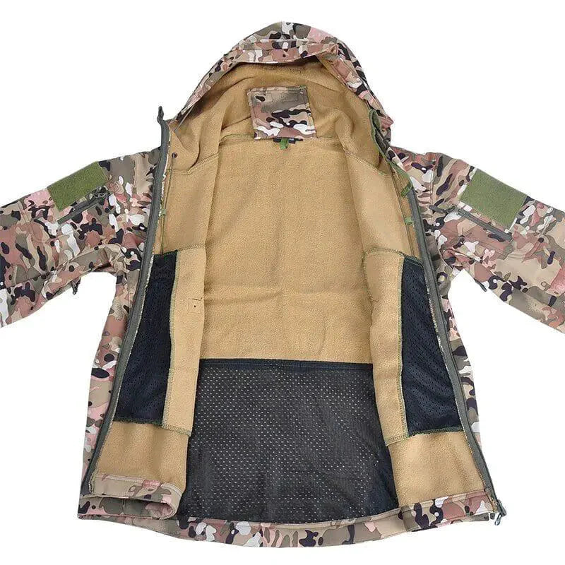EleTech Jacket - Premium Hydrophobic Outerwear