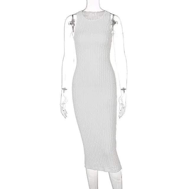 Robe longue en tricot à débardeur pour une élégance estivale