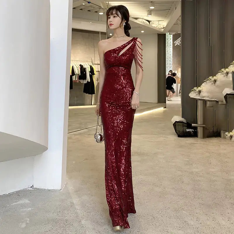 Vestido Blanco de Lujo Asequible de Un Hombro