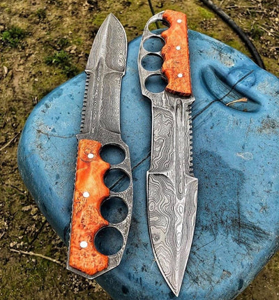 Premium Damascus Steel Knuckle Handle Hunting Knife - Korvel