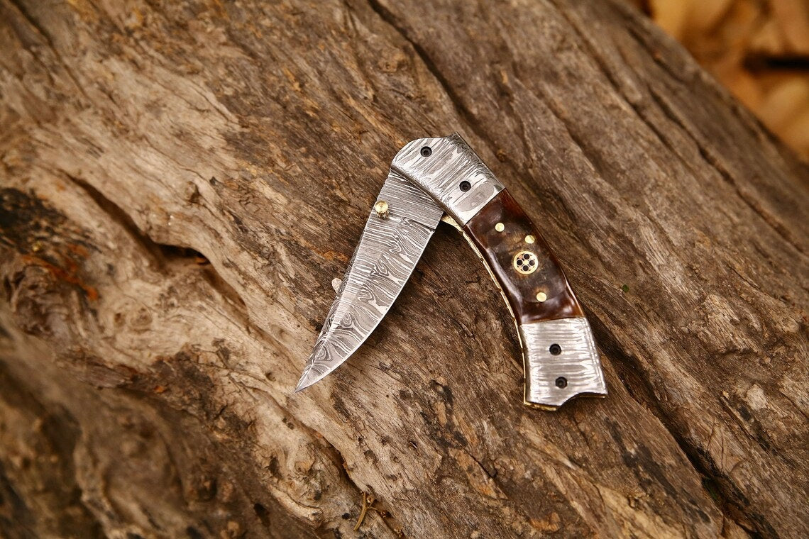 Exquisite Custom Damascus Steel Folding Pocket Knife – 3-Inch Blade with Sheep Horn Handle & Leather Case – Ideal Gift by KBS Knives - Korvel