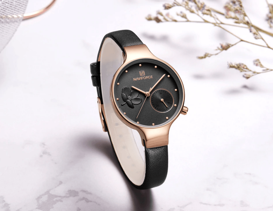 Montre analogique à quartz élégante pour femmes avec bracelet en cuir