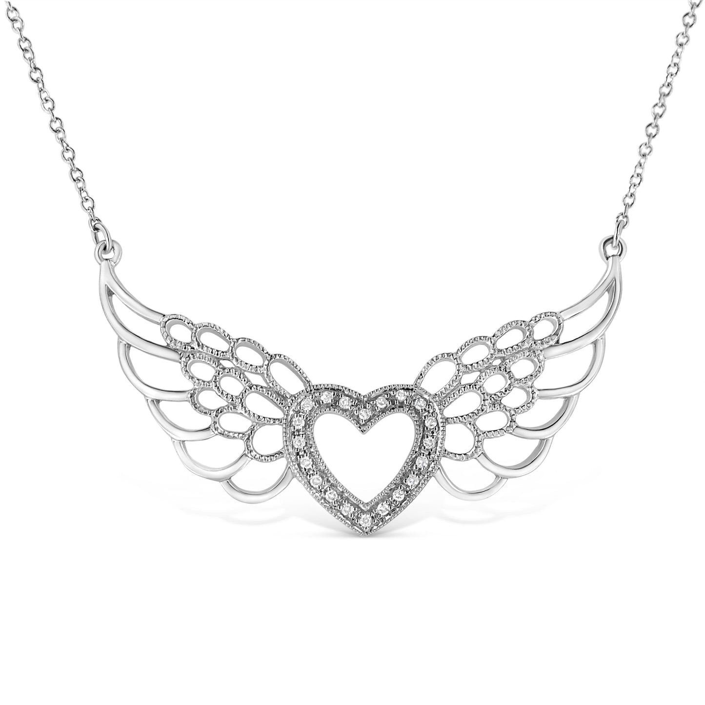 Collar de colgante en forma de corazón con alas de hada y diamantes en pavé de plata esterlina .925
