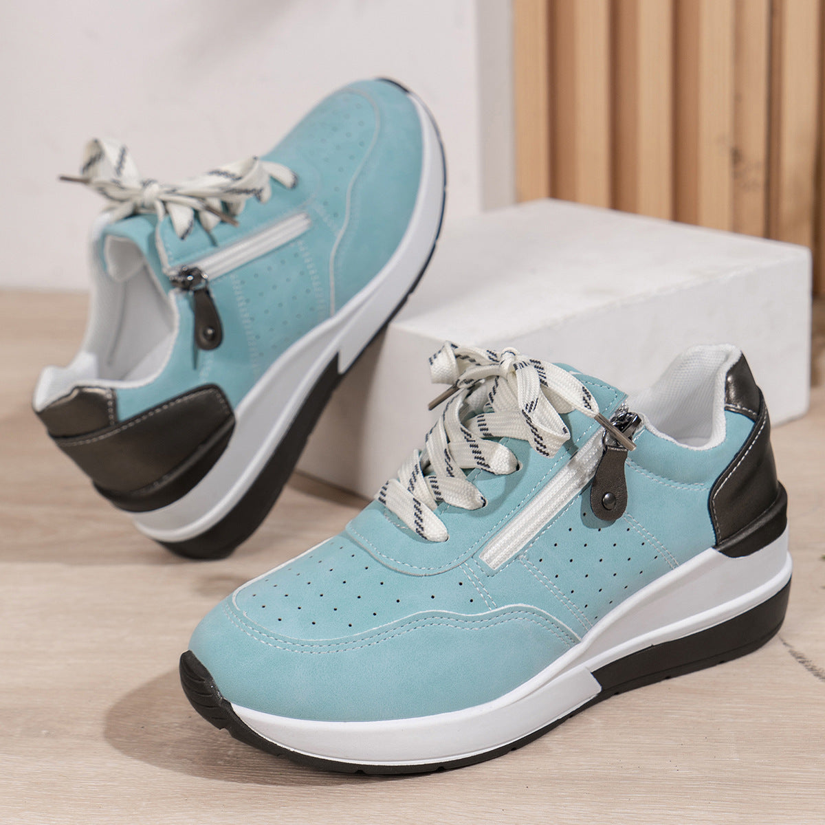 Casual Plus Size Sneakers for Everyday Style