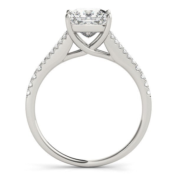 Bague de fiançailles en diamant à taille princesse en or blanc 14 carats avec shank divisé
