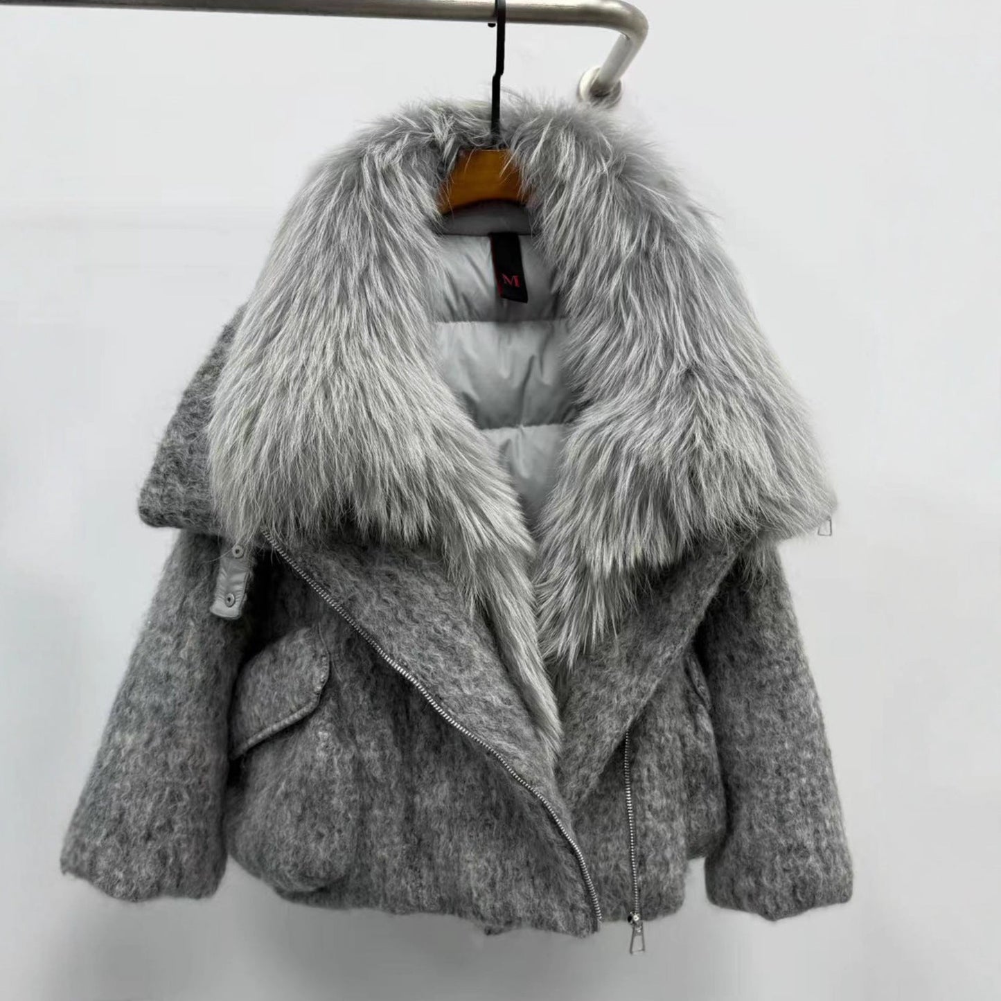 Women's Luxurious Down Jacket with Cashmere Fur Collar