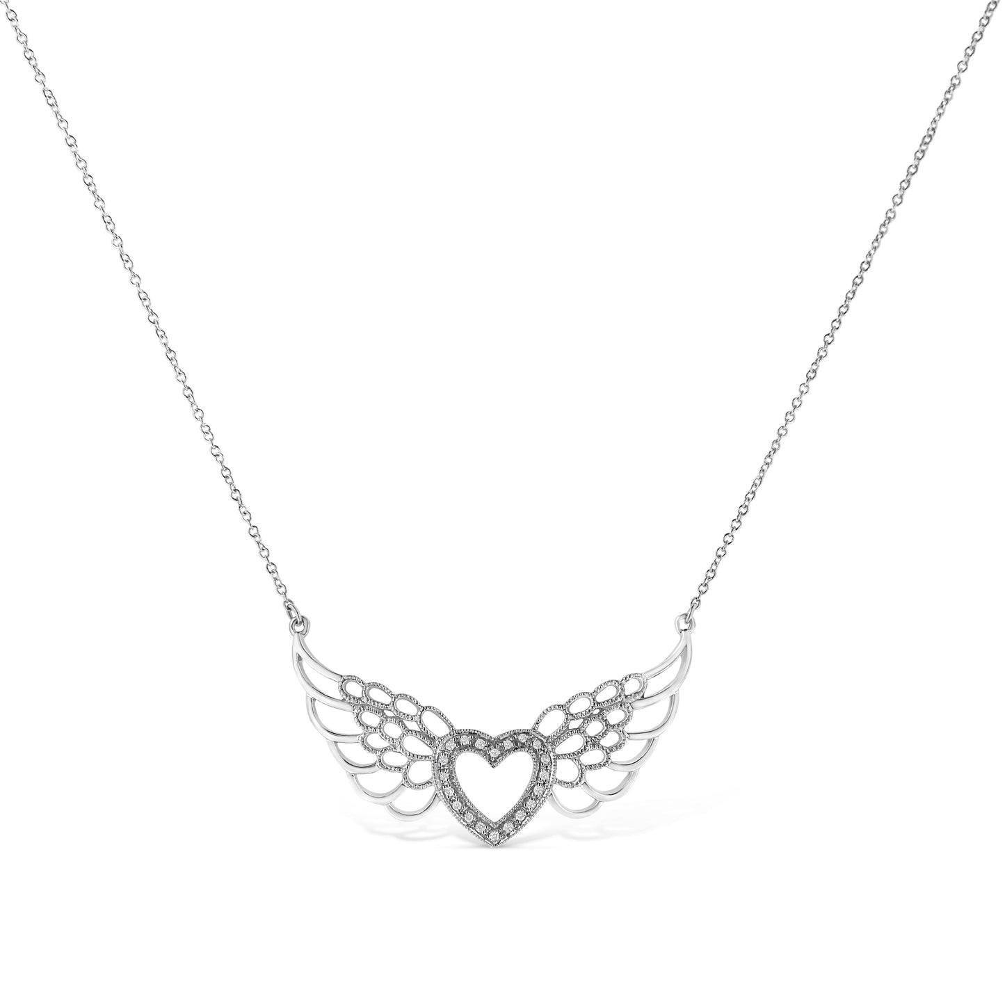 Collar de colgante en forma de corazón con alas de hada y diamantes en pavé de plata esterlina .925