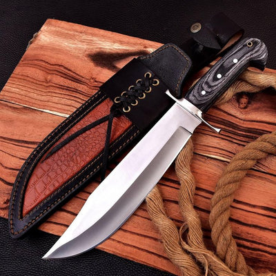 Premium Hunting Bowie Knife: D2 Steel Blade, Exotic Wood Grip, Leather Sheath - Korvel