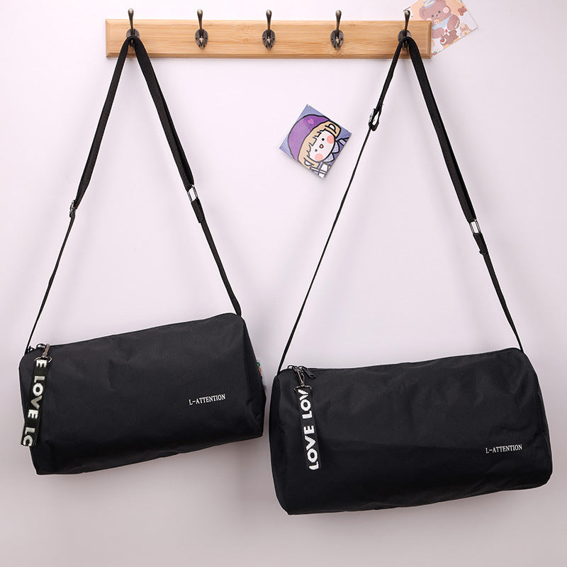 Versatile Travel Duffel Bag for Sports and Leisure