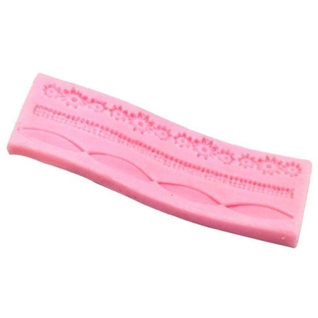 Molde de Silicona para Bordes de Pastel con Flores de Encaje