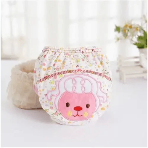 Pañales de tela reutilizables adorables para el entrenamiento de bebés