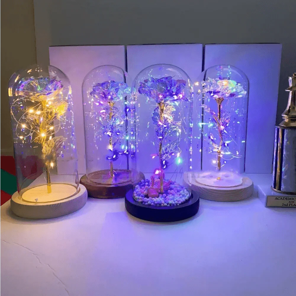 Rosa Galáctica de Cristal LED de 20 en Domo de Vidrio - Regalo Elegante para Ella
