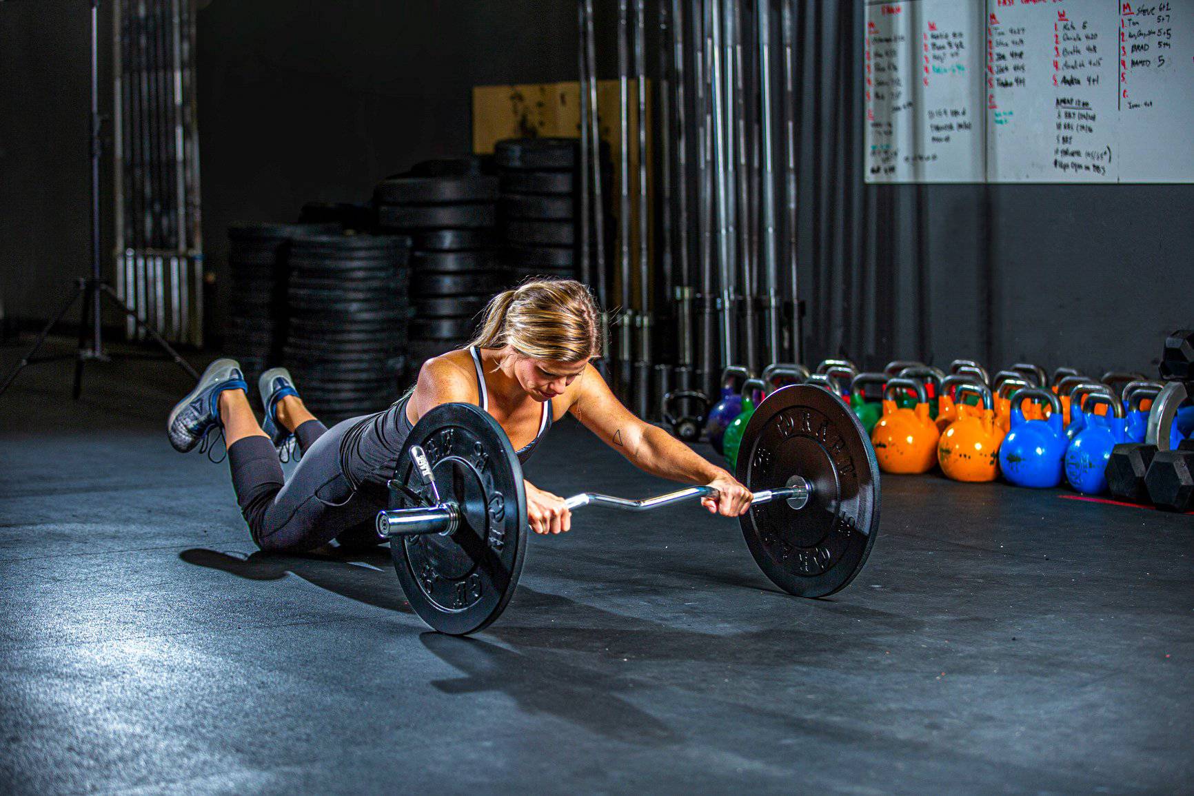 Versatile 47" EZ Curl Bar for Total Body Workouts - Korvel