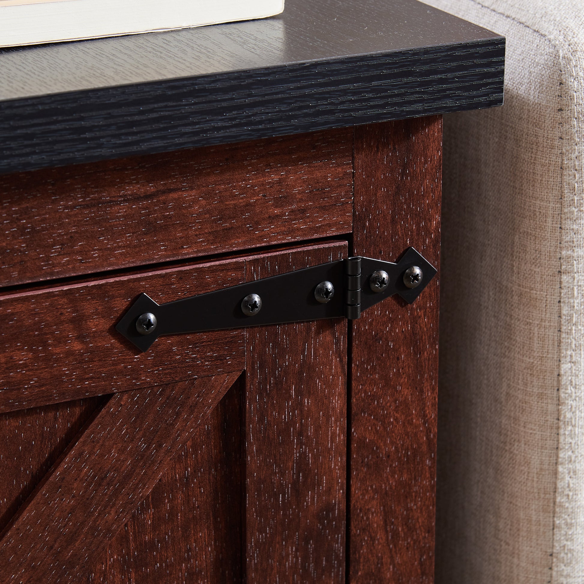 Farmhouse tea table bedside table rectangular farmhouse tea table with barn door and adjustable storage rack OAK - Korvel