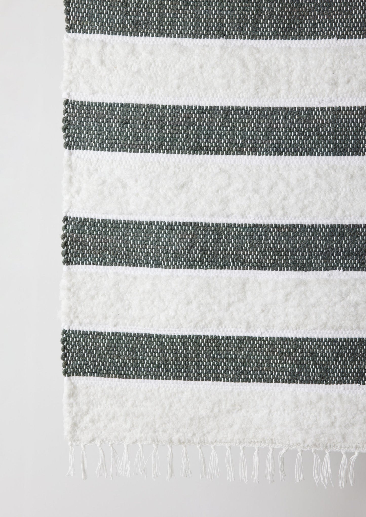Tapis Banded en Coton Vert Doux