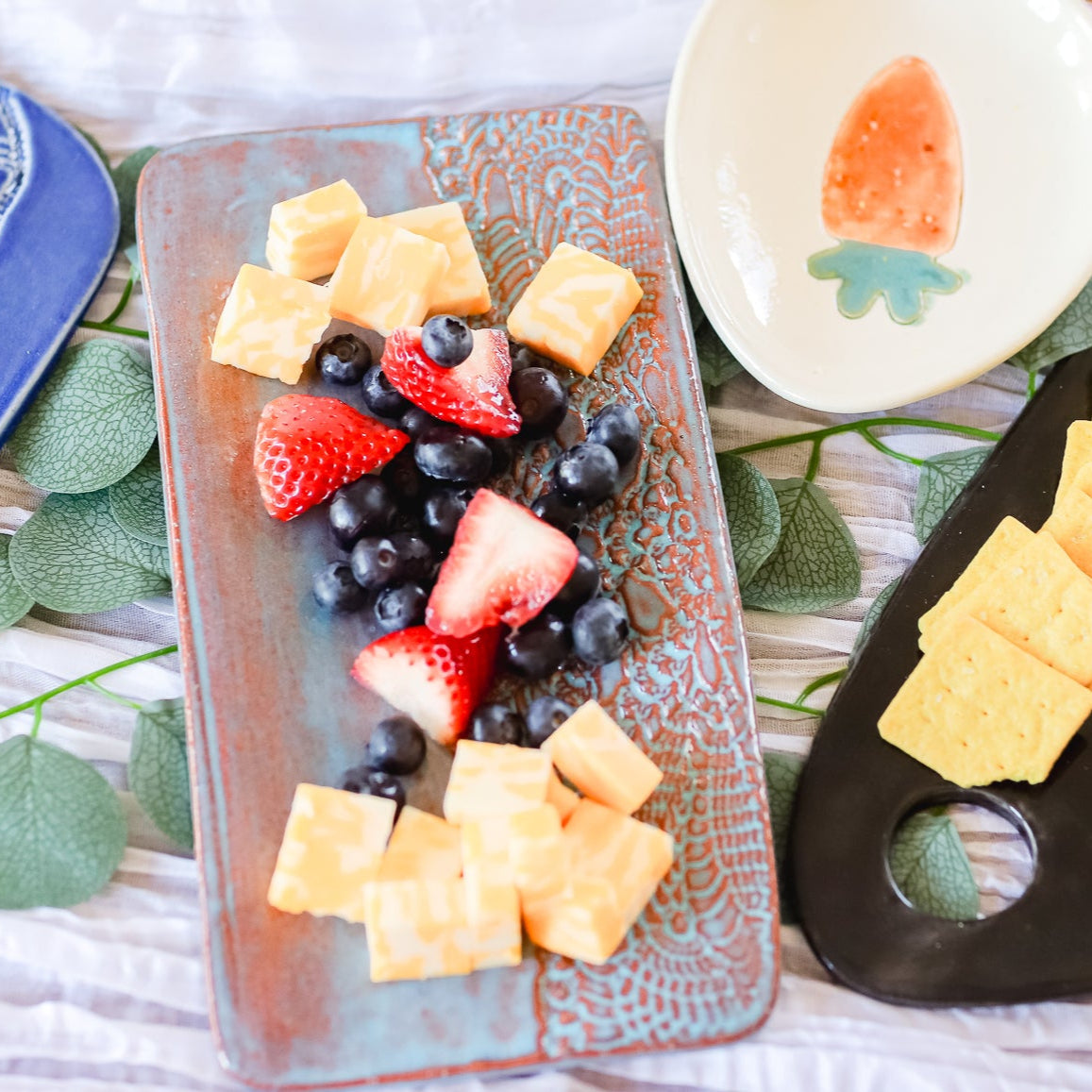 Elegant Ceramic Serving Platter - Medium Size - Korvel