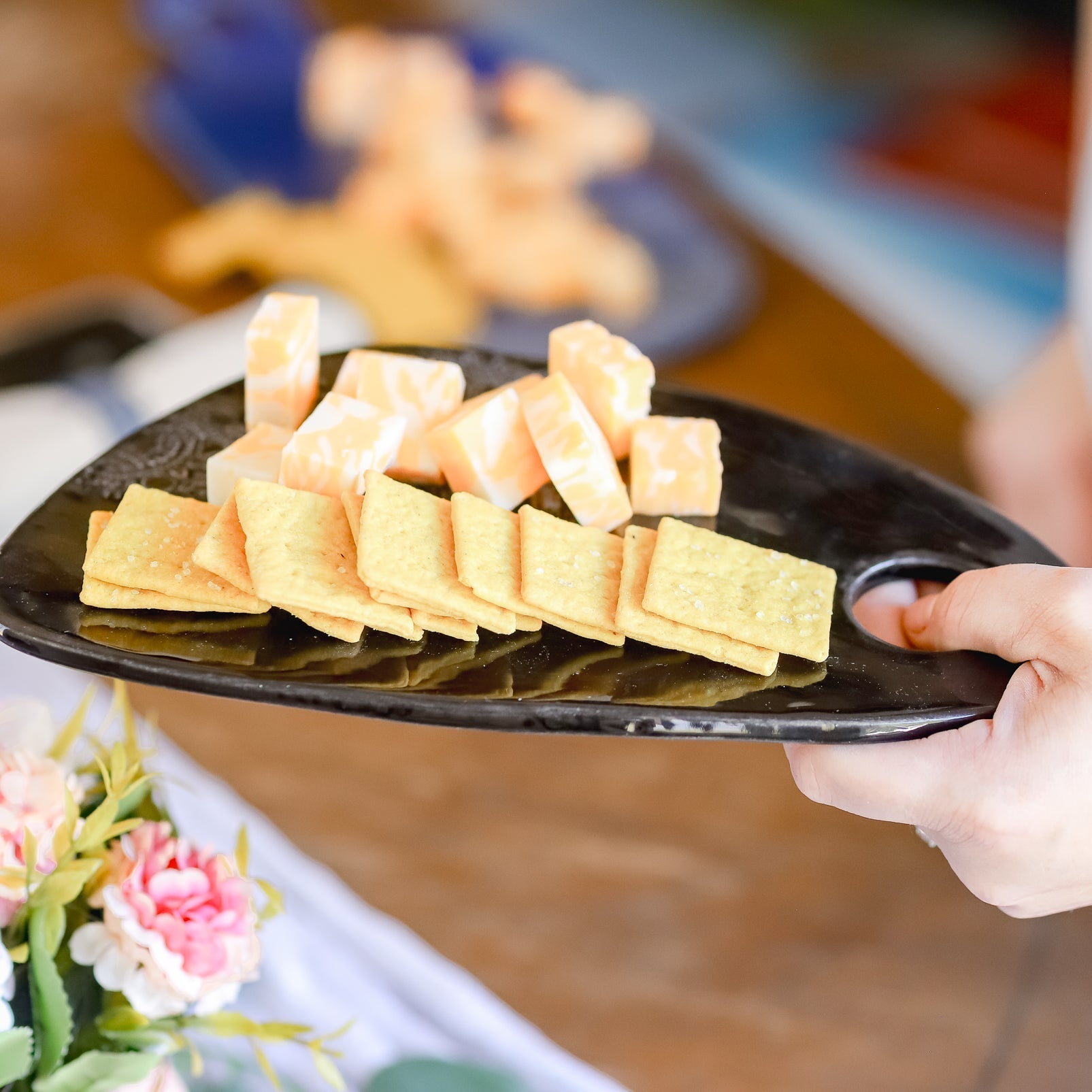 Elegant Ceramic Cheese Serving Board - Korvel
