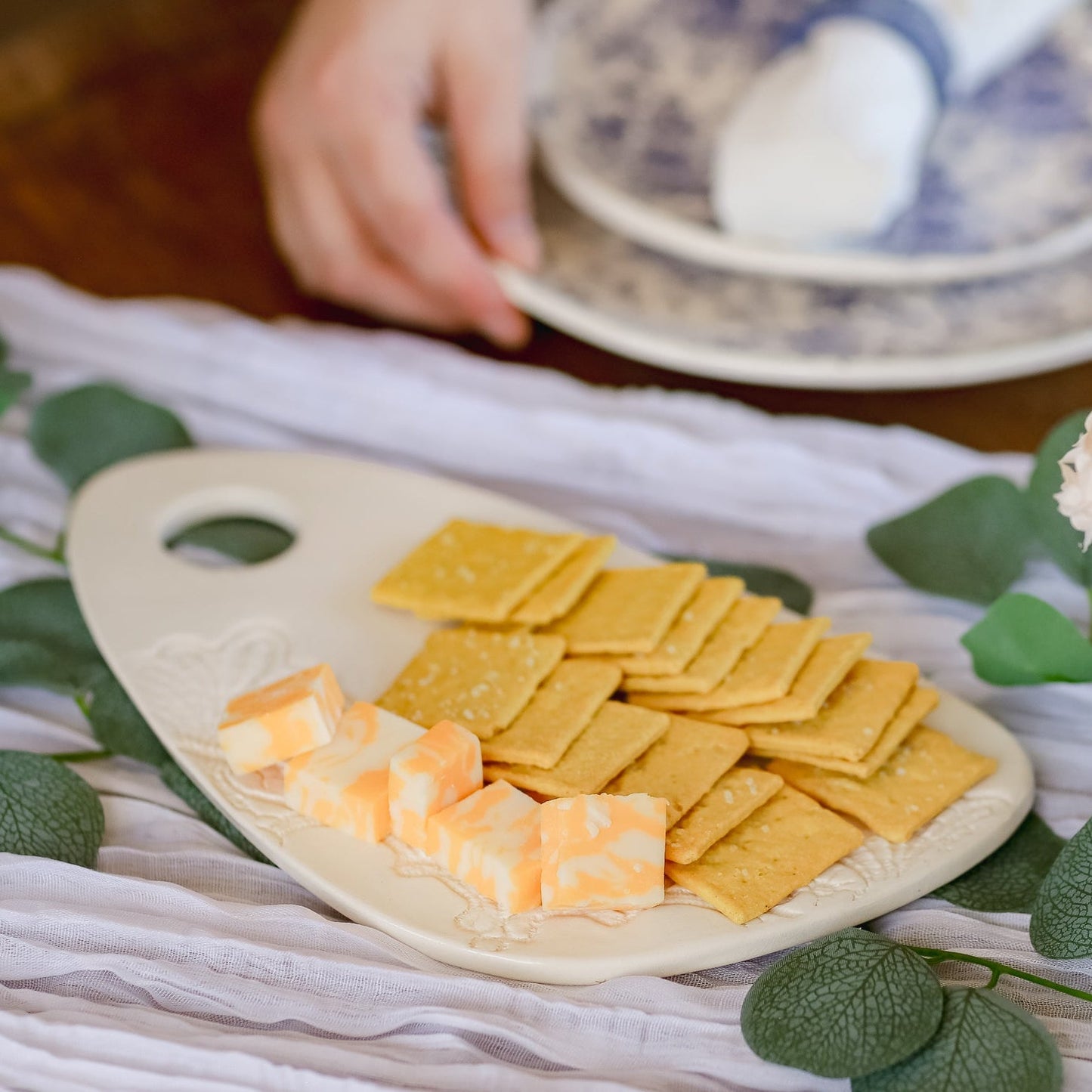 Elegant Ceramic Cheese Serving Board - Korvel