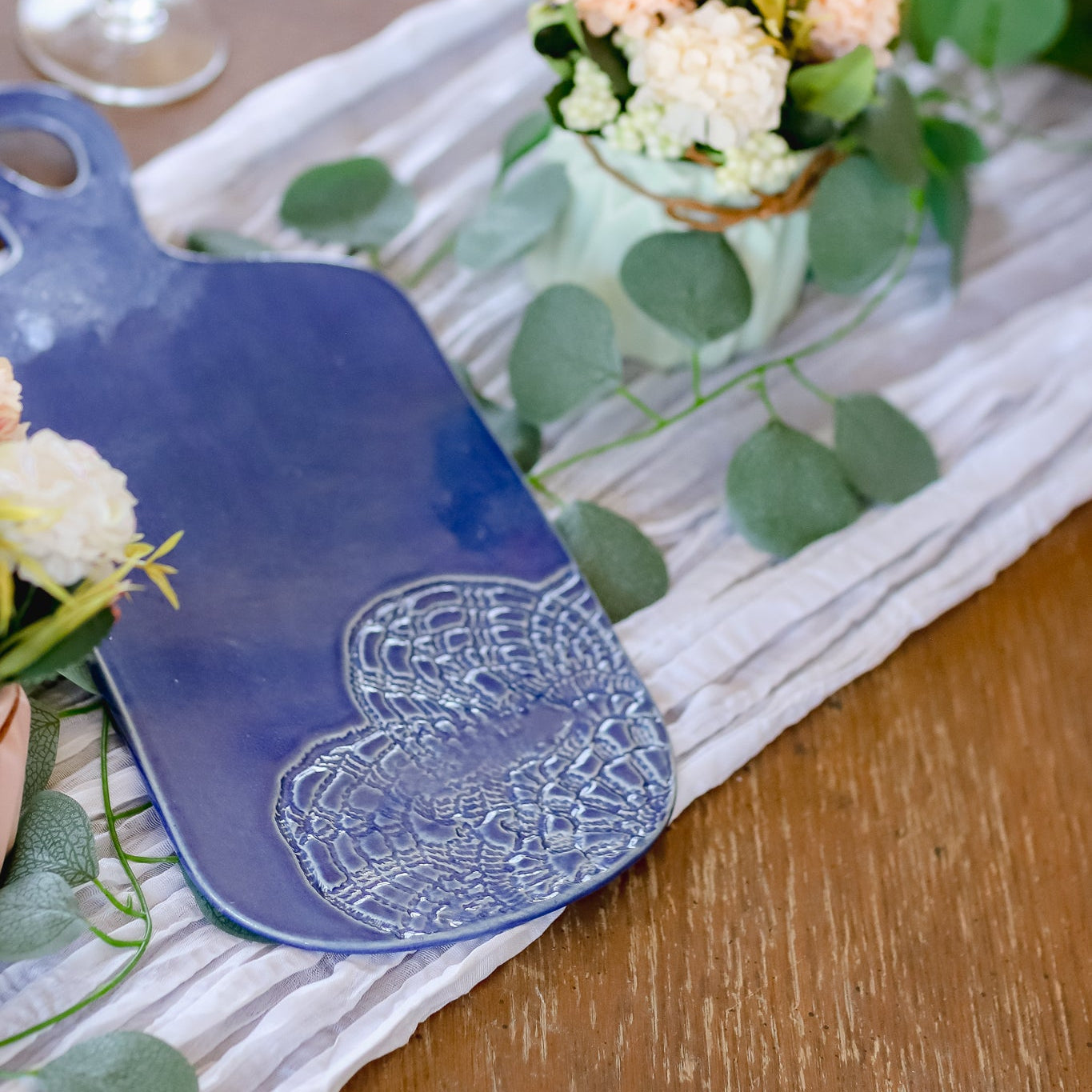 Elegant Ceramic Cheese Serving Board - Korvel